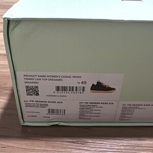 Lanvin Black and Tan curb leather sneakers